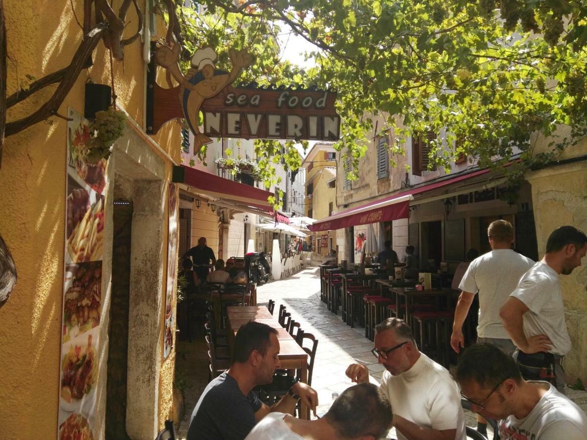 Old Town Charmer *
