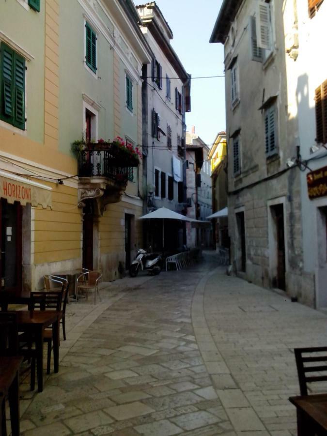 Old Town Charmer Apartment *